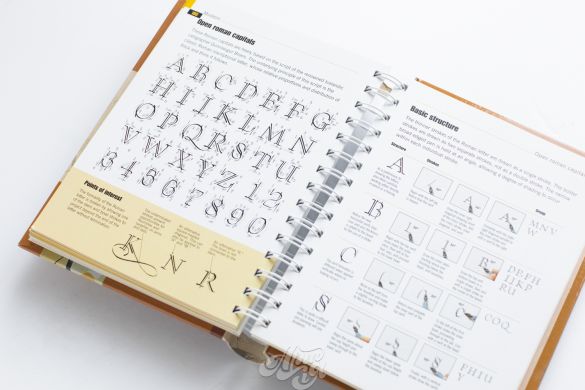 «The Calligrapher’s Bible: 100 Complete Alphabets and How to Draw Them», А5